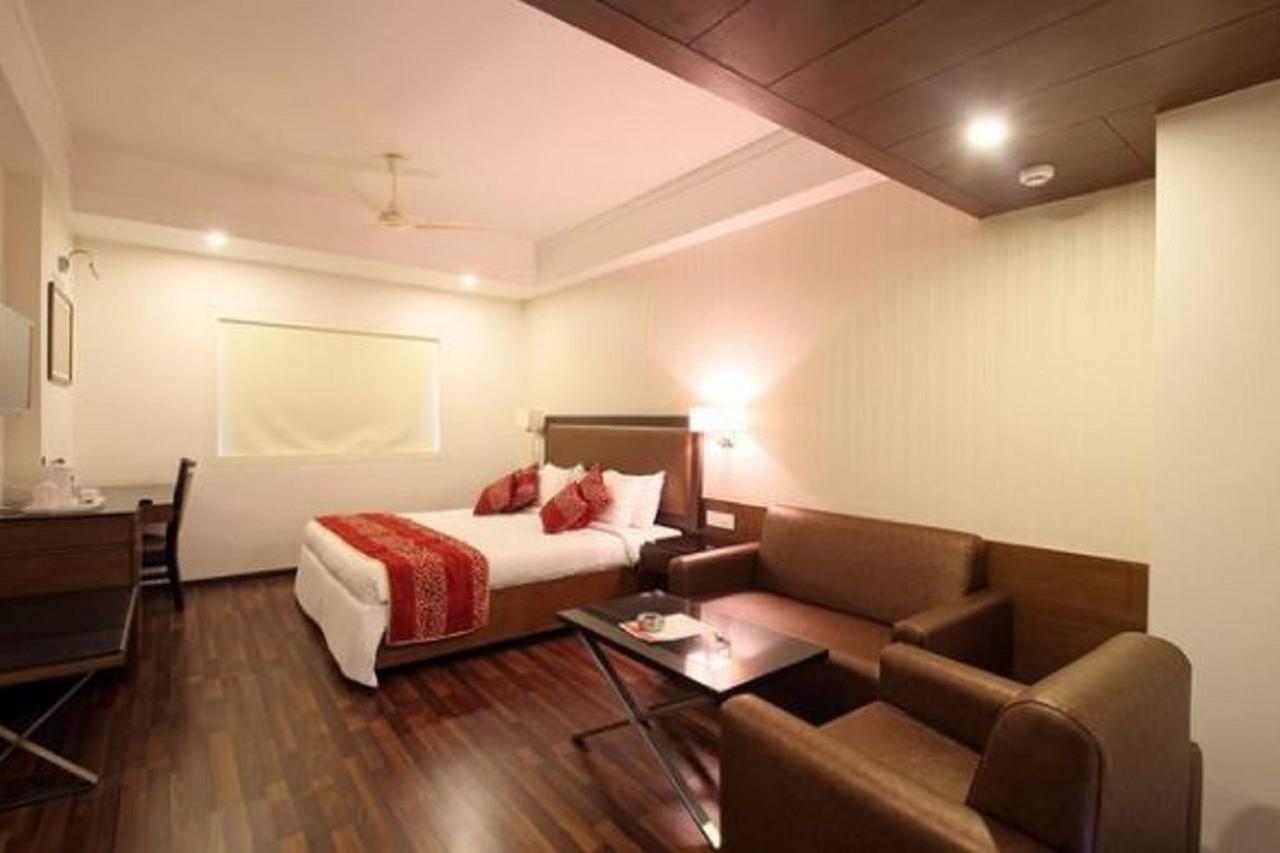 City Inn Kakinada Bagian luar foto